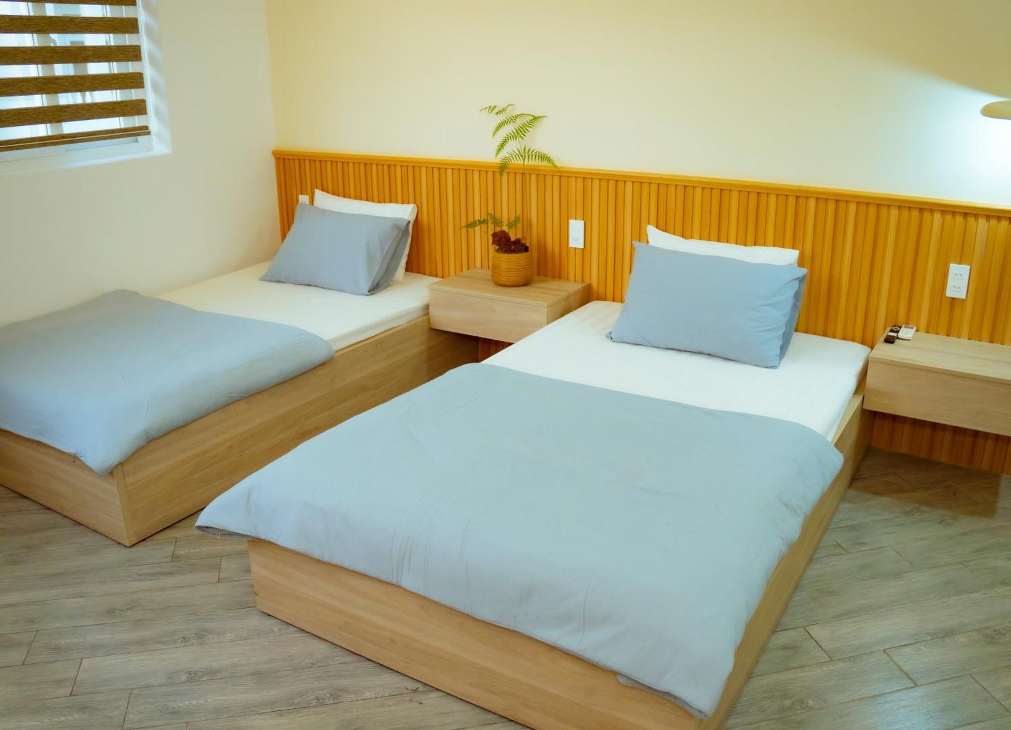 La Homestay Long Xuyen Exterior photo