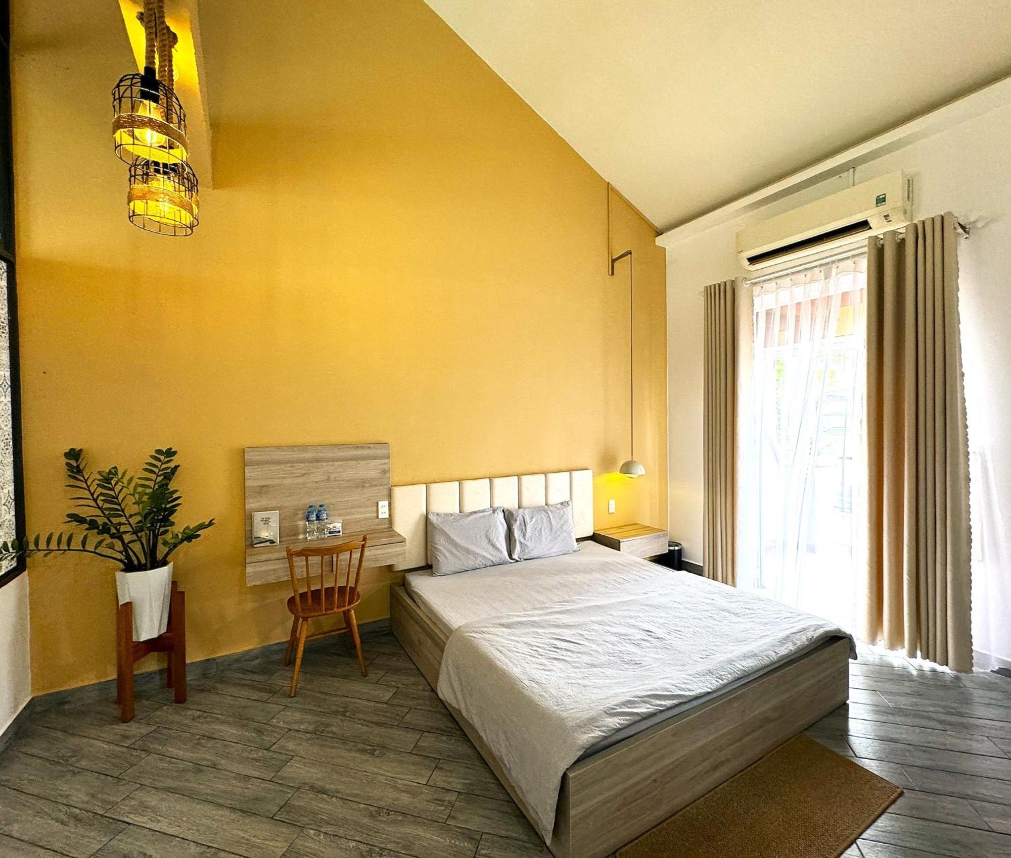 La Homestay Long Xuyen Exterior photo